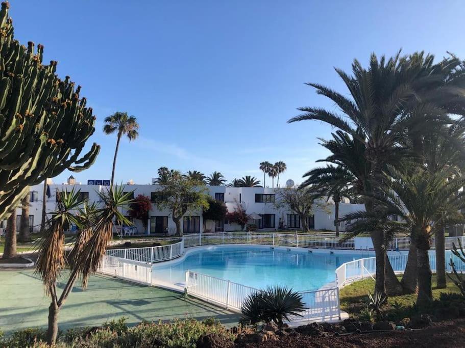 Corralejo Oasis, Lovely 2-Bedroom Apartment Bagian luar foto